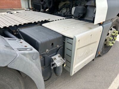 2016 MAN TGX 26 440 6x2 Tractor Unit - 9