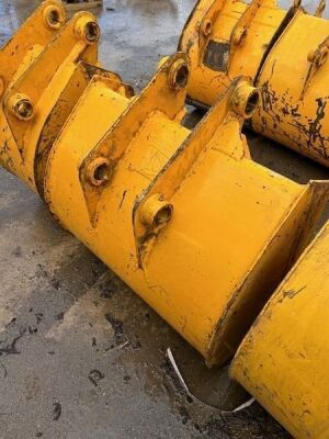 New JCB 2ft 6" Digging Bucket - 3