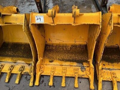 New JCB 2ft 6" Digging Bucket - 4