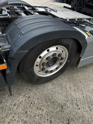 2019 Volvo FH 500 6x2 Midlift Tractor Unit - 16