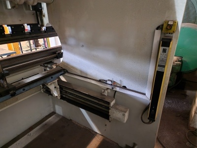 2008 Sercom SHP 3100 X 160 160ton CNC Brake Press - 18