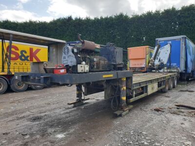 1979 Crane Fruehauf Triaxle Stepframe Flat Trailer