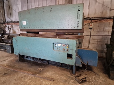 Liveredge 200ton Upstroking Brake Press