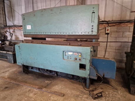 Liveredge 200ton Upstroking Brake Press