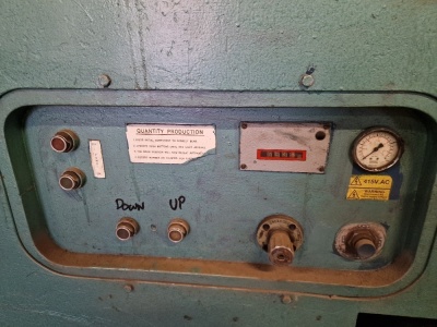 Liveredge 200ton Upstroking Brake Press - 4