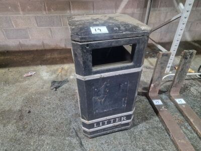 Cast Litter Bin