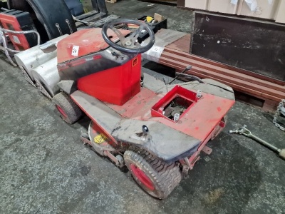 Westwood Petrol Ride-On Lawn Mower - 2