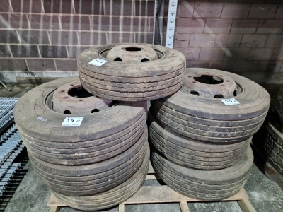 6x Rims & 265/70 R19.5 Tyres & 1 x 215/75 R17.5 Rim & Tyre