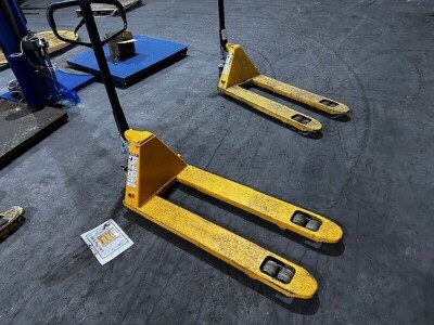 Total Source 2500kg Pallet Truck - 3