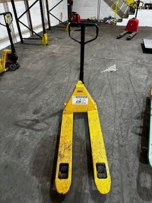 Total Source 2500kg Pallet Truck - 2