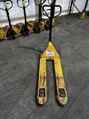 Total Source 2500kg Pallet Truck - 2