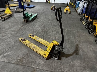 Total Source 2500kg Pallet Truck - 3