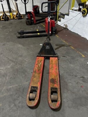 Chadwick Pallet Truck - 2