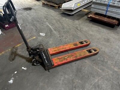 Chadwick Pallet Truck - 3