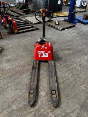 Hangcha CBD15 Electric Pallet Truck c/w: Charger - 2