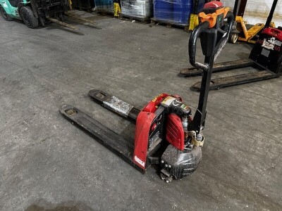 Hangcha CBD15 Electric Pallet Truck c/w: Charger