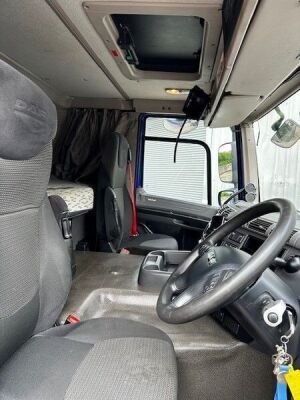 2016 DAF CF220 Low Sleeper Cab 4x2 Flatbed Rigid - 14