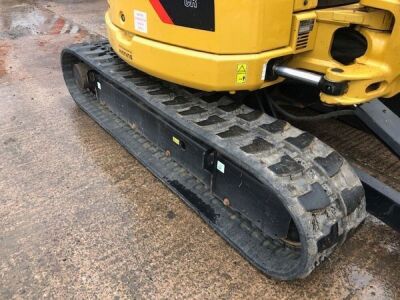 2018 CAT 305E2CR Mini Digger - 12