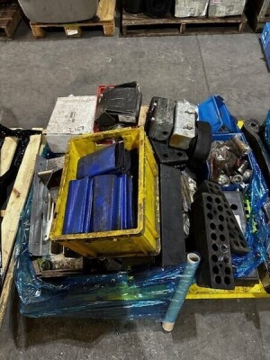 Pallet of Various Truck & Trailer Spares