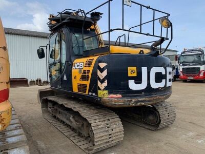 2018 JCB JS131LC+ Excavator - 4