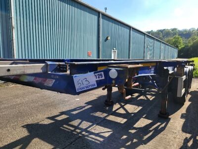 2015 Dennison Sliding Skeletal Triaxle Trailer