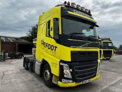 2017 Volvo FH460 6x2 Mini Mid Lift Tractor Unit