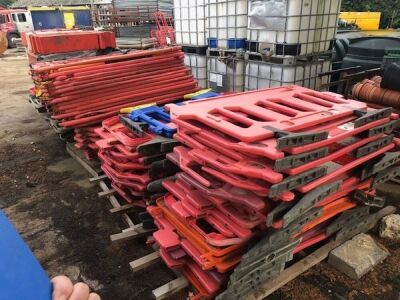 Qty of Plastic Safety Fencing Panels and Blocks  - 2