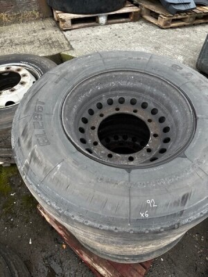 6x 385 65 R22.5 Tyres & Rims - 4