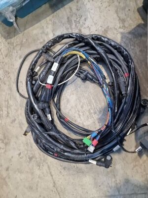 2x DAF Wiring Looms + Box of DAF Parts & Bearings - 3