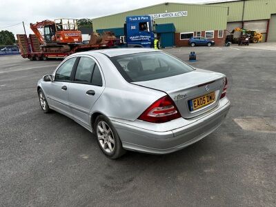 2005 Mercedes C220 CDi 5 Door Car - 3