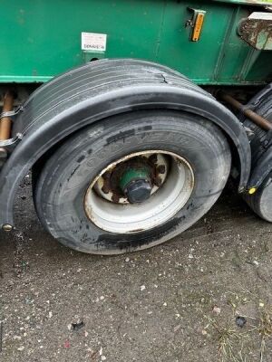 2008 Dennison Triaxle Tipping Skeletal Trailer - 15