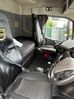 2014 Volvo FH460 Globetrotter 6x2 Midlift Tractor Unit - 16