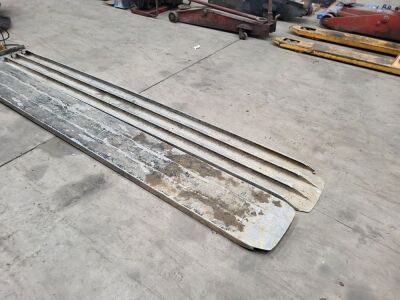 Pair of Extra Long Alloy Ramps - 2