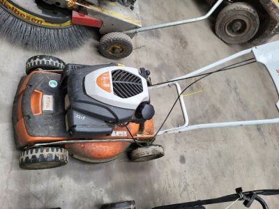 Stihl RM4.0 RTP Petrol Mulching Mower