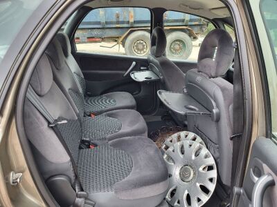 2008 Citroen Xzara Picasso Car  - 12