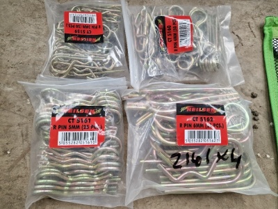 4 Bags of R Clips