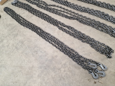 2x 4m Lashing Chains 10mm Thick
