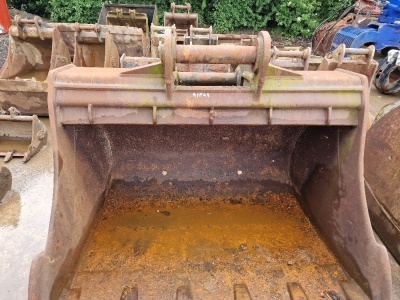 5ft 6" Digging Bucket 90mm Pins - 4