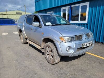 2009 Mitsubishi L200 Animal Double Cab Pick Up