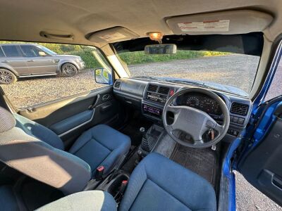 2002 Suzuki Jimny - 9
