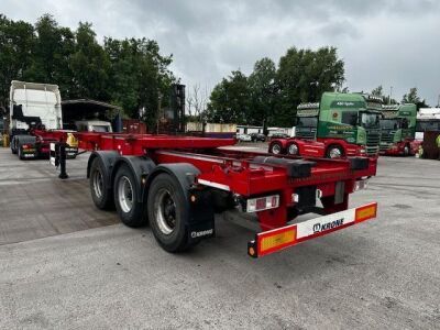 2020 Krone Triaxle Sliding Skeletal Trailer - 3