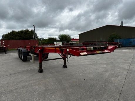 2014 Dennison Triaxle Sliding Skeletal Trailer