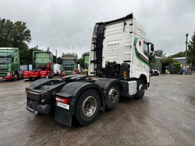 2016 Volvo FH500 XL Globetrotter 6x2 Midlift Tractor Unit - 6