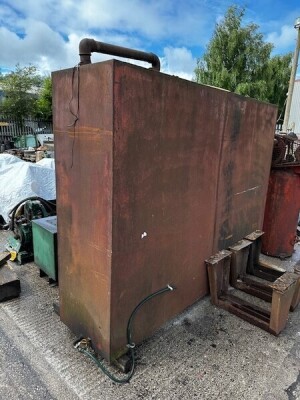 Oil Tank with Stands - 2