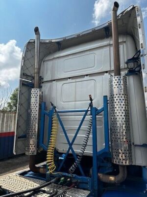 2000 Scania T420 6x2 Midlift TCab Tractor Unit - 14