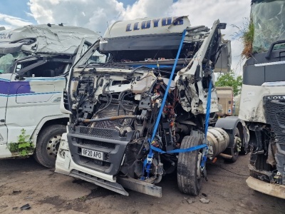 2020 Iveco Stralis NP 460 LNG 6x2 Midlift Tractor Unit