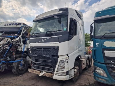 2015 Volvo FH 6x2 Midlift Tractor Unit