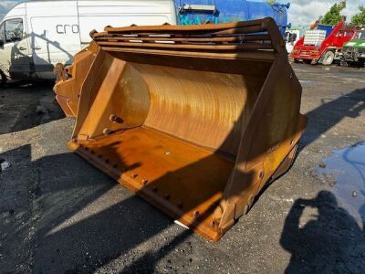 Ulrich High Tip Loading Shovel Bucket