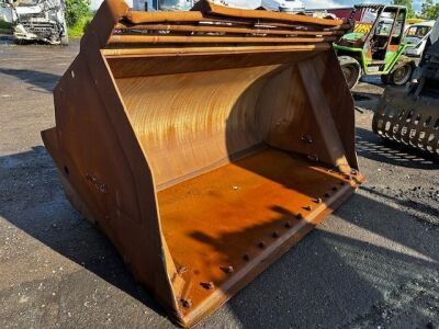 Ulrich High Tip Loading Shovel Bucket - 2