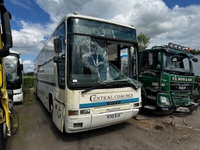 Volvo Paxton 4x2 70 Seat Coach